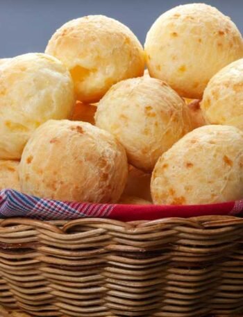 receita de pao de queijo tradicional​