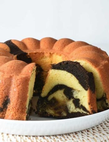 Bolo Mármore Simples