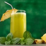 Suco Natural de Abacaxi com Hortelã