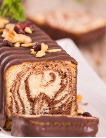 Bolo Mesclado de Chocolate e Baunilha