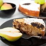 Bolo de coco com pera