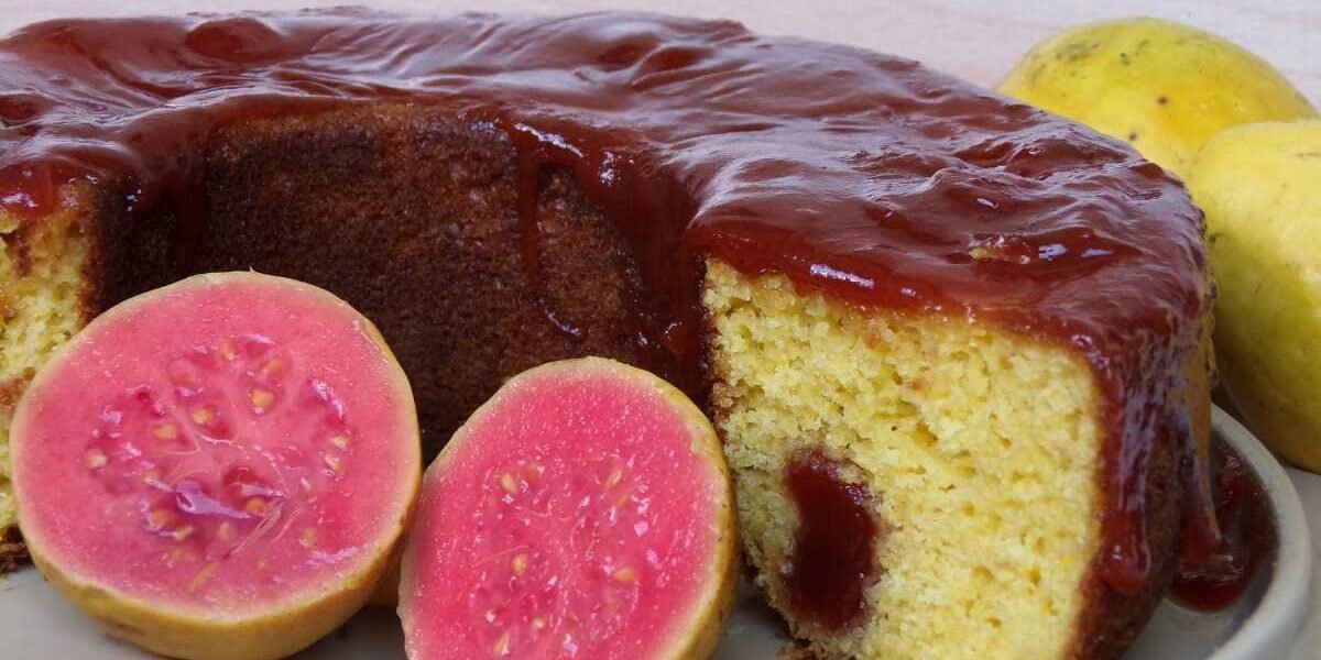 Bolo de trigo com goiabada