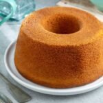 O que colocar no bolo de fubá pra ficar fofinho