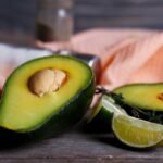 Por que misturar limão no abacate