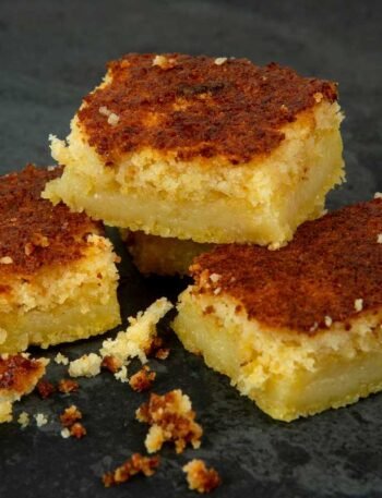 Bolo de fubá cremoso sem leite