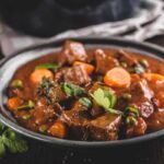 O Guisado de Carne Mais Macio que Você Já Fez na Vida