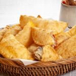 Pastel Rápido e Fácil com Massa que Sobrou na Geladeira