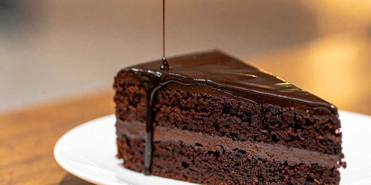 O Bolo de Chocolate com Gotas Mais Viciante que Você Já Comeu